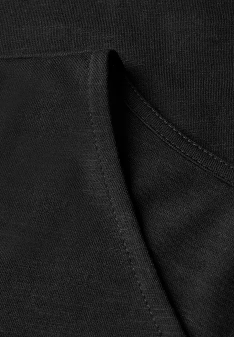 Basic T-Shirt in Unifarbe Black