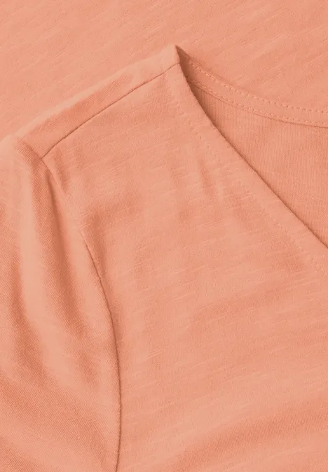 Basic T-Shirt in Unifarbe creamy orange