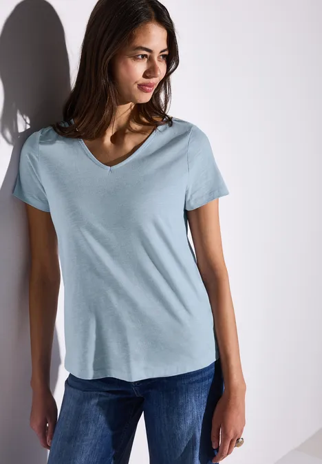 Basic T-Shirt in Unifarbe iced blue