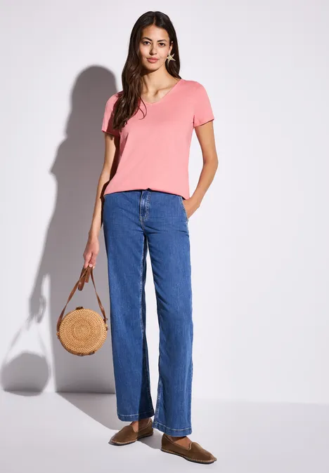 Basic T-Shirt in Unifarbe blush peach