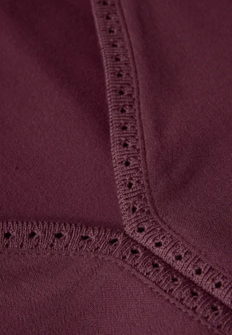 Materialmix Top mit Tape dark cherry red
