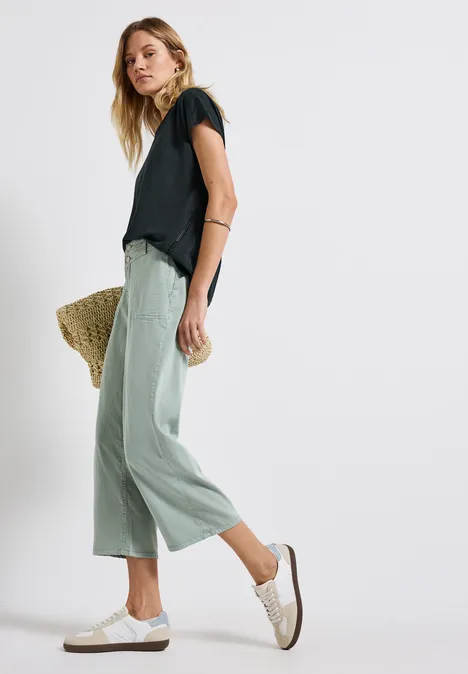 Shirt mit Häkeldetails pine grove green
