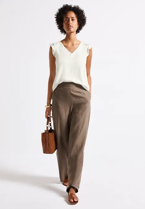 V-Neck Top mit Häkeldetails off white