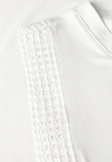 Top mit Häkeldetails off white