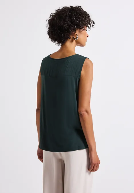 Top mit Split Neck pine grove green