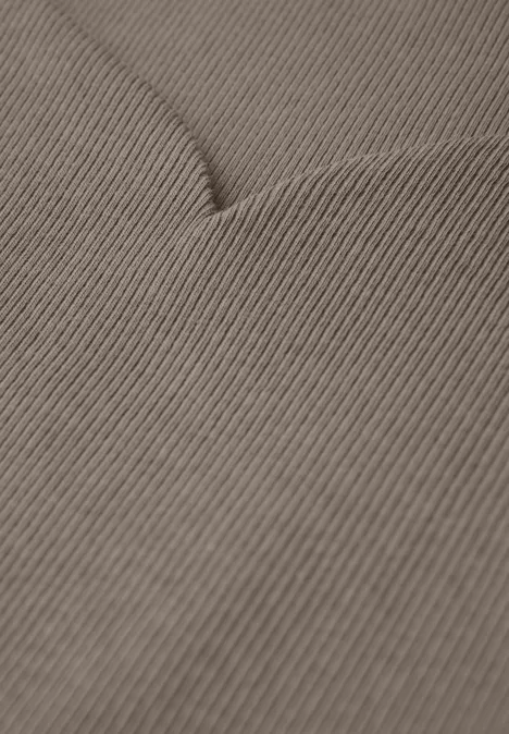 Top mit Herzausschnitt dark tumbled beige