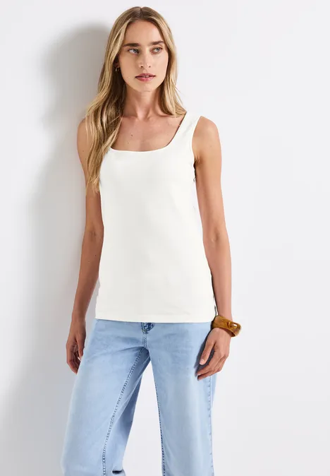 Basic Top mit Square Neck off white