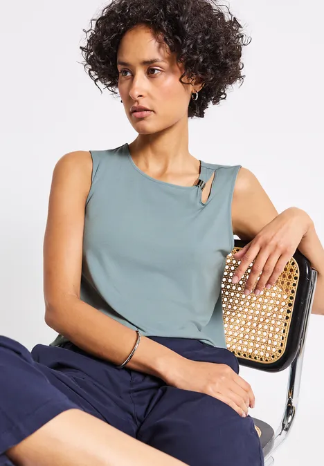 Top mit Cut-Out und Detail arona blue