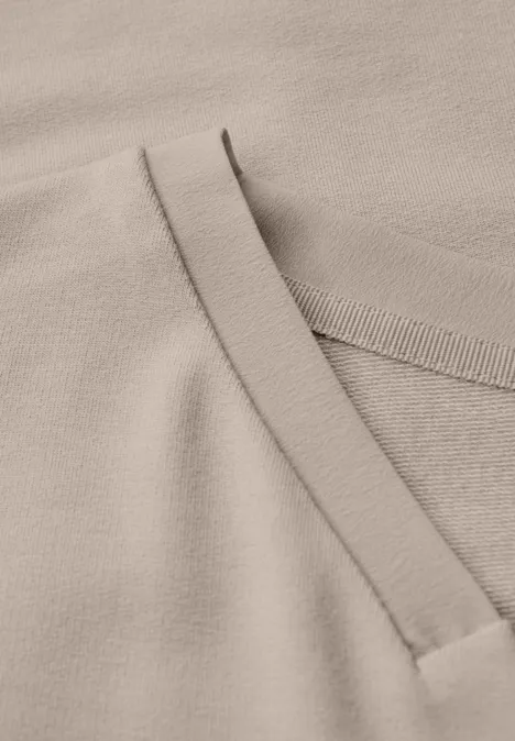 V-Neck T-Shirt morning beige