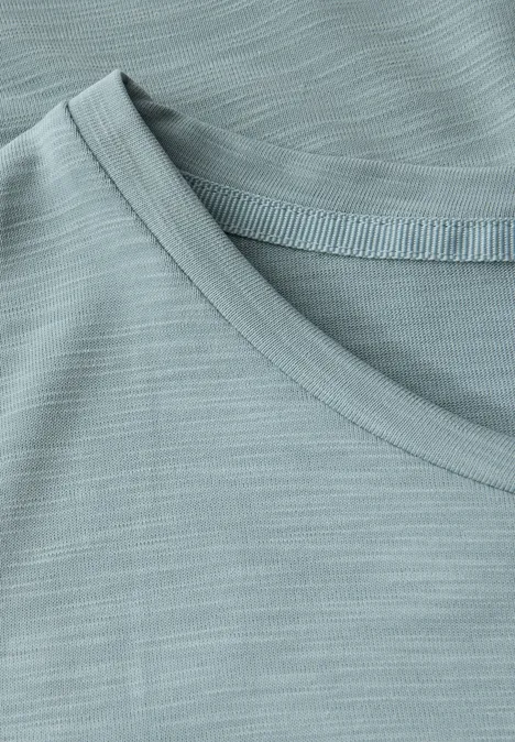 T-shirt en soie avec des mots arona blue