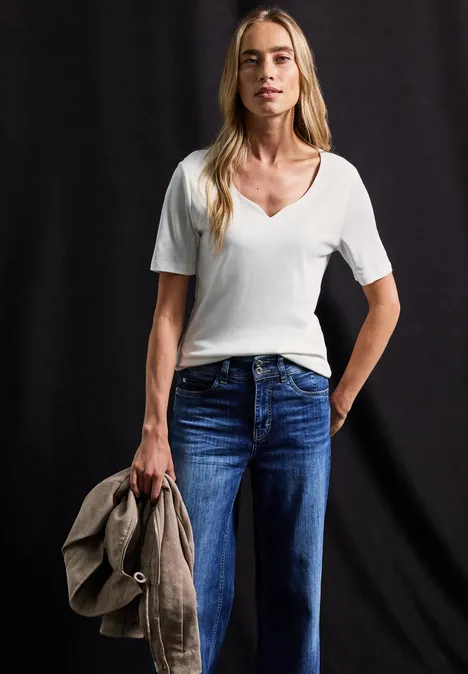 T-Shirt mit Herzausschnitt off white