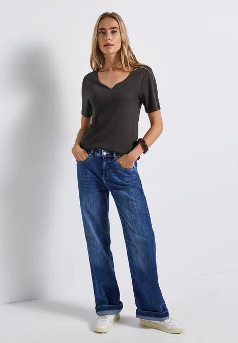 T-Shirt mit Herzausschnitt darkest brown