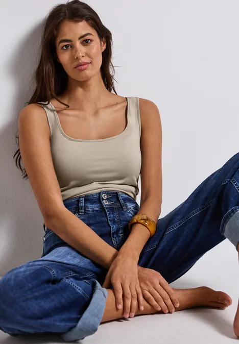 Basic Top mit Square Neck morning beige
