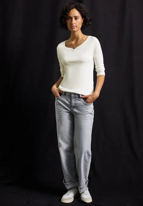 Basic Shirt mit Knopfdetail off white