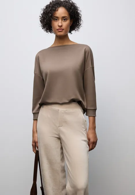 Shirt mit U-Boot-Ausschnitt silk brown