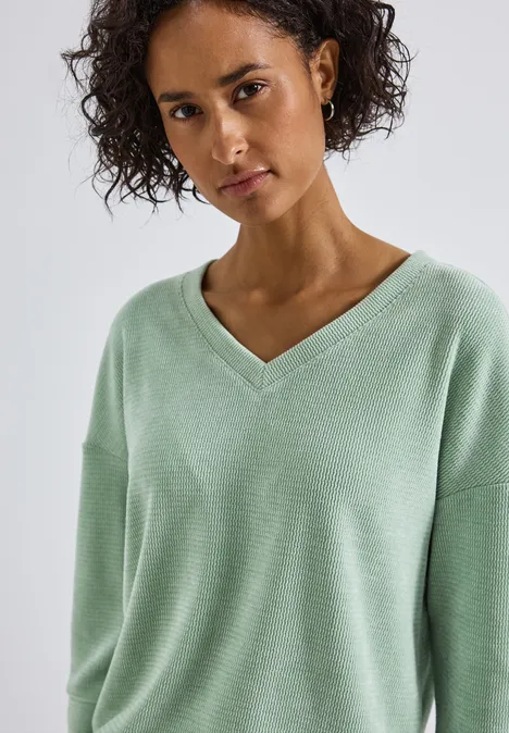 Kuscheliges V-Neck Shirt serene green