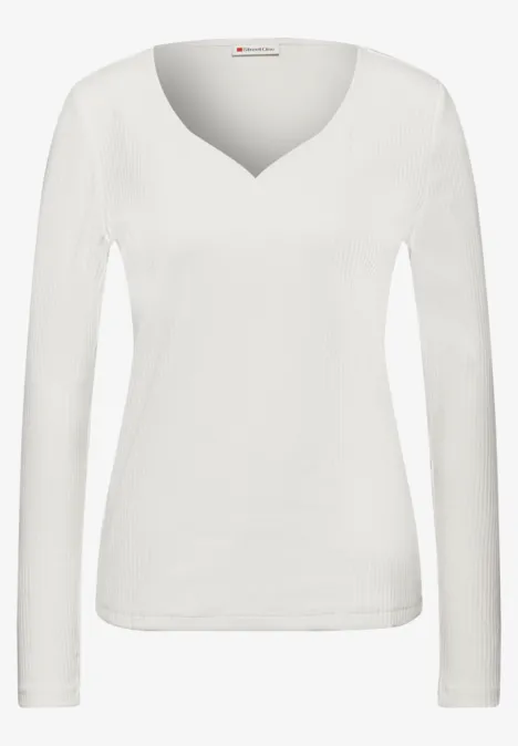 Shirt mit Herzausschnitt off white
