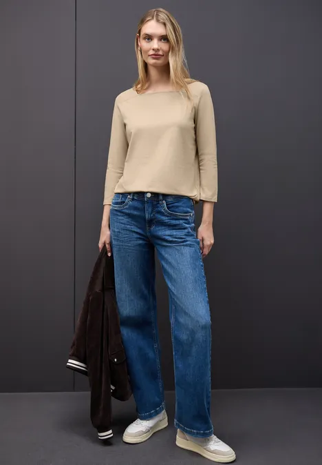 Shirt met vierkante halslijn sanded beige mel.