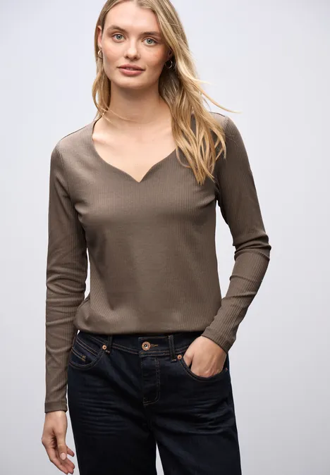 Shirt mit Herzausschnitt silk brown