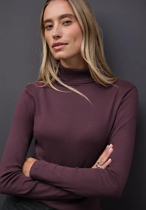 Basic Rollkragenshirt jazz berry