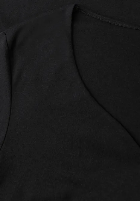 T-shirt avec encolure en cœur Black