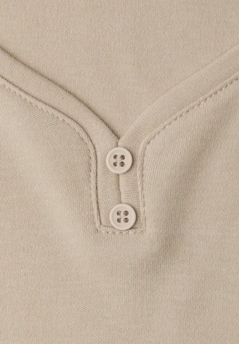 Top met knoopdetail cotton beige Top met knoopdetail cotton beige