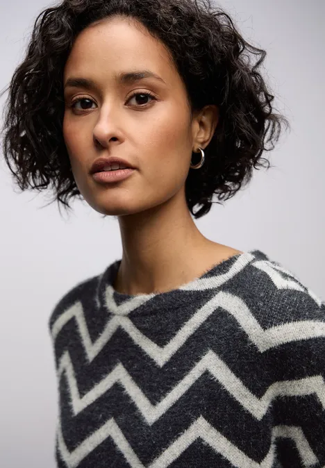 Flauschiges Shirt Black Flauschiges Shirt Black