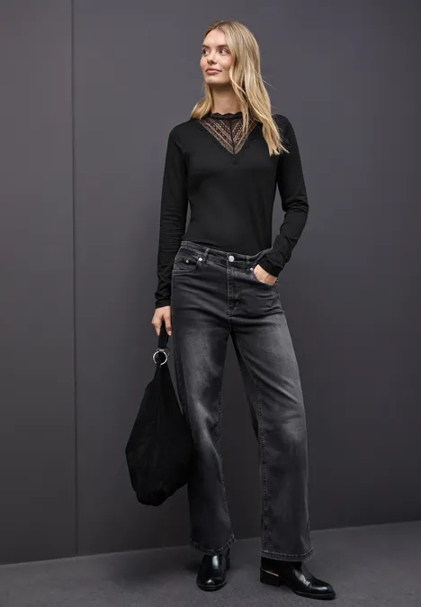 Shirt mit Spitzendetail Black