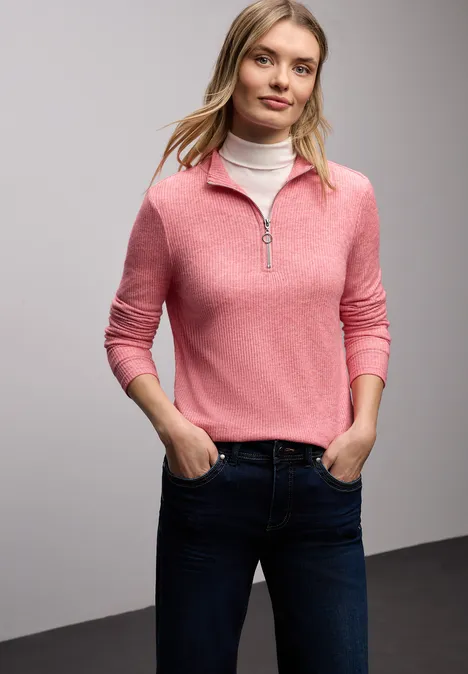 Shirt met geribde structuur striking coral mel.