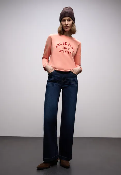 Shirt met tekst light apricot