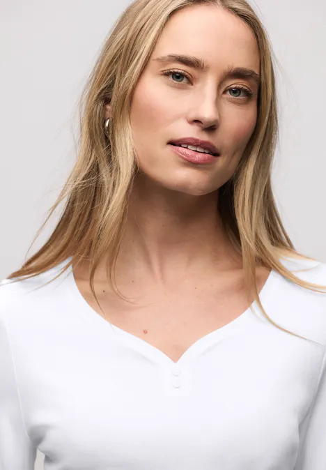 Basic Shirt mit Knopfdetail White
