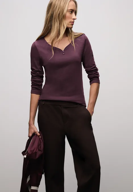 Basic Shirt mit Knopfdetail jazz berry