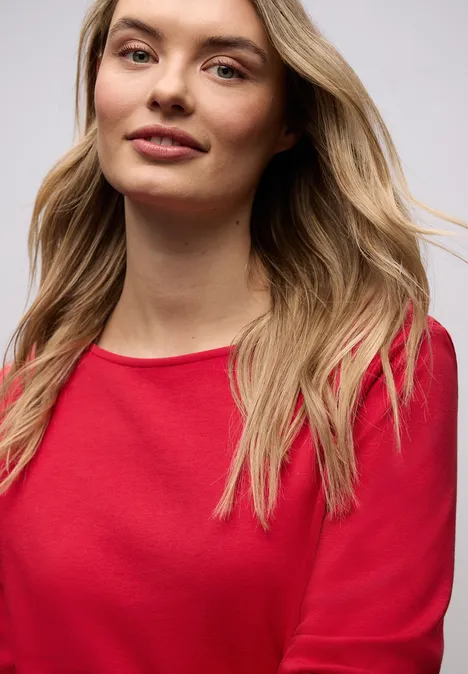 Shirt in Unifarbe salsa red