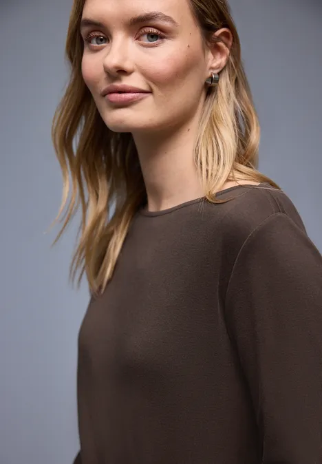 Shirt in Unifarbe molten earth