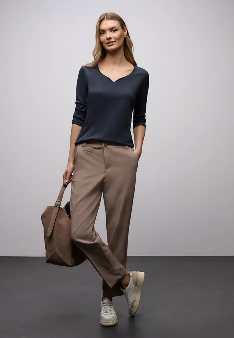 Shirt met hartvormige halslijn shadowed navy Shirt met hartvormige halslijn shadowed navy