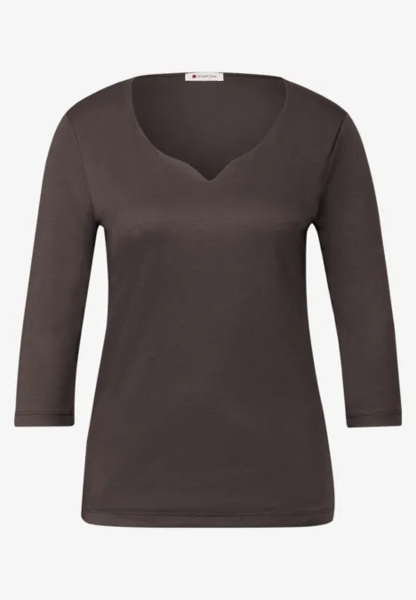 Shirt mit Herzausschnitt molten earth Shirt mit Herzausschnitt molten earth