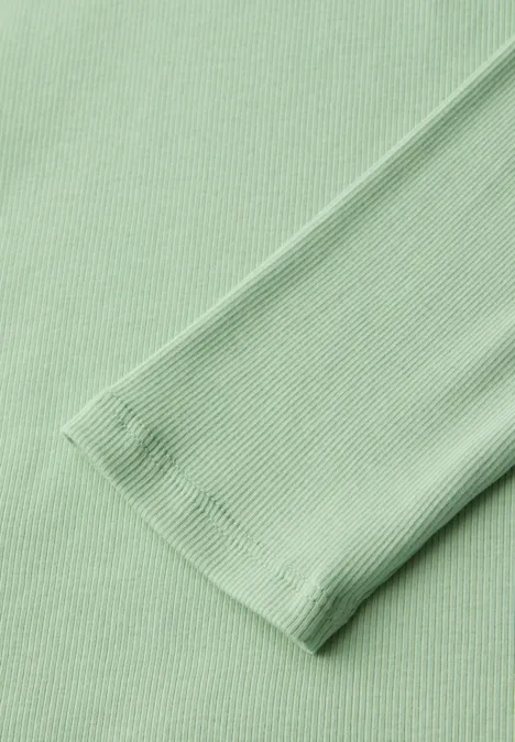 Baisc Shirt pale mint green