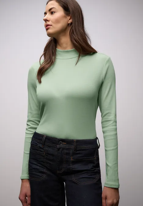 Baisc Shirt pale mint green