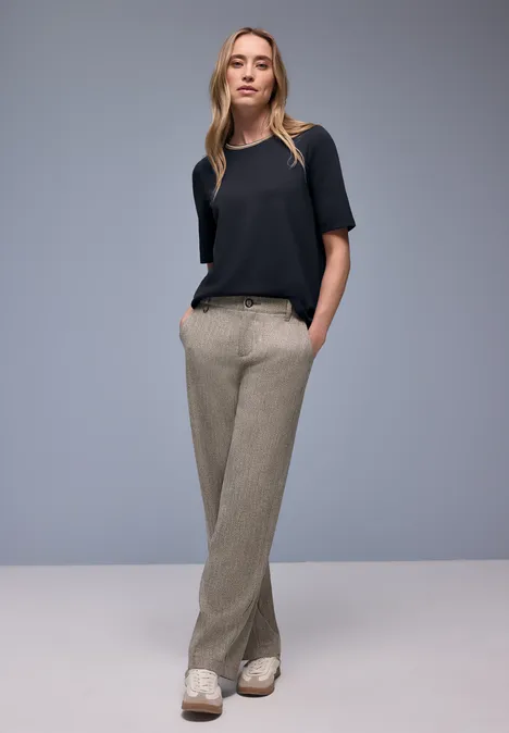 T-Shirt mit Kontrastdetail shadowed navy