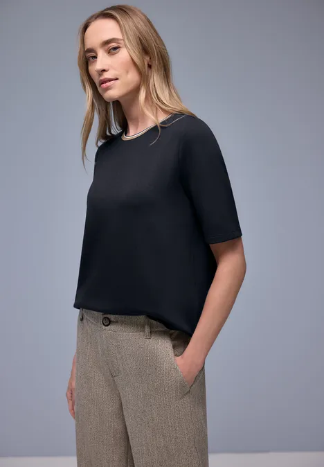 T-Shirt mit Kontrastdetail shadowed navy