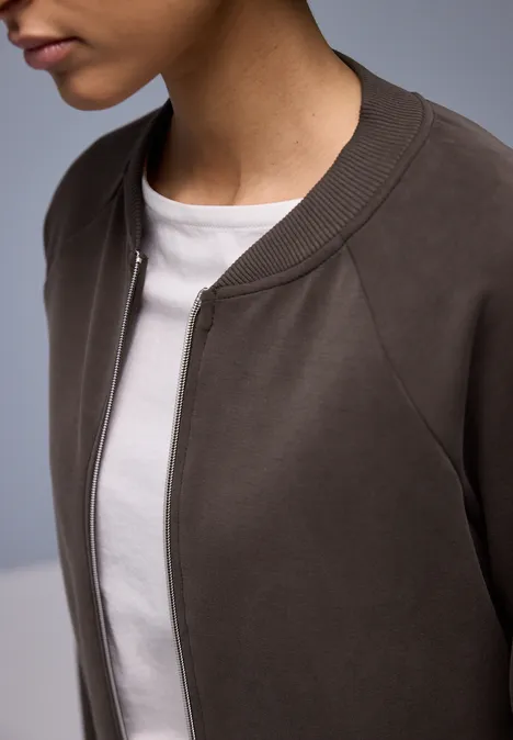 Gemusterte Jacke molten earth