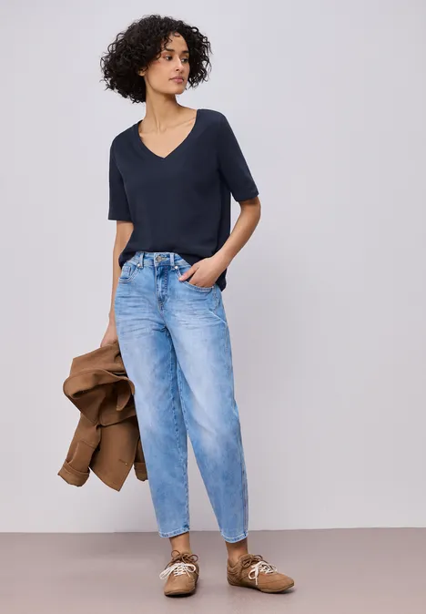 Basic T-Shirt mit V-Neck shadowed navy