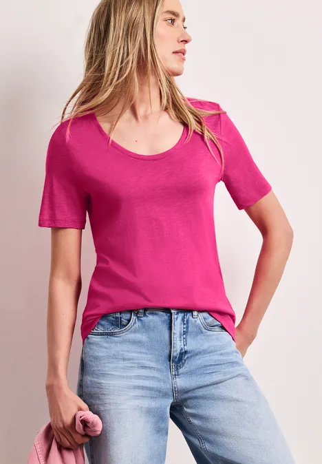 Basic T-Shirt mit V-Neck magenta dream