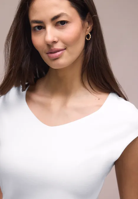 T-shirt sans manches avec encolure en diamant White