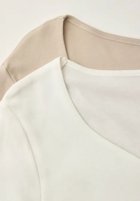 T-Shirts mit Herzausschnitt im 2er-Pack off white/cotton beige T-Shirts mit Herzausschnitt im 2er-Pack off white/cotton beige