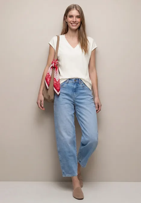 Koszulka na ramiączkach z dekoltem w szpic off white