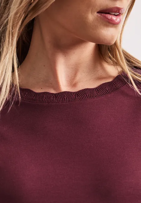 T-shirt à col rond avec bande décorative truffle red