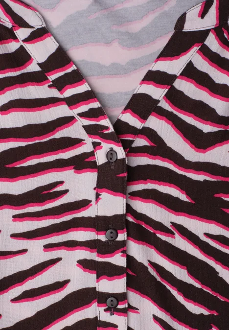 T-shirt à col fendu et mélange de structures minimal rose