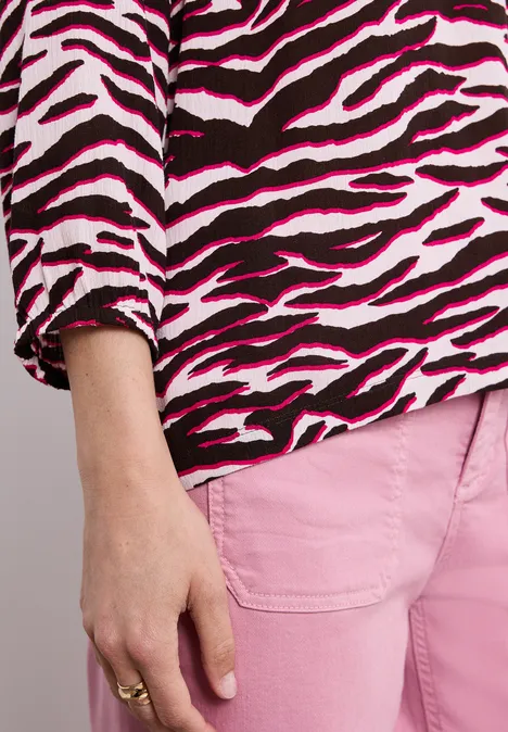 T-shirt à col fendu et mélange de structures minimal rose