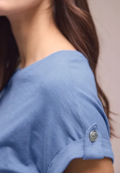 T-Shirt mit Rundhals und Knopfdetails drift blue